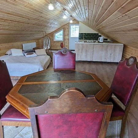 Appartement Unforgettable Attic With Balcony In Bordjomi Extérieur photo
